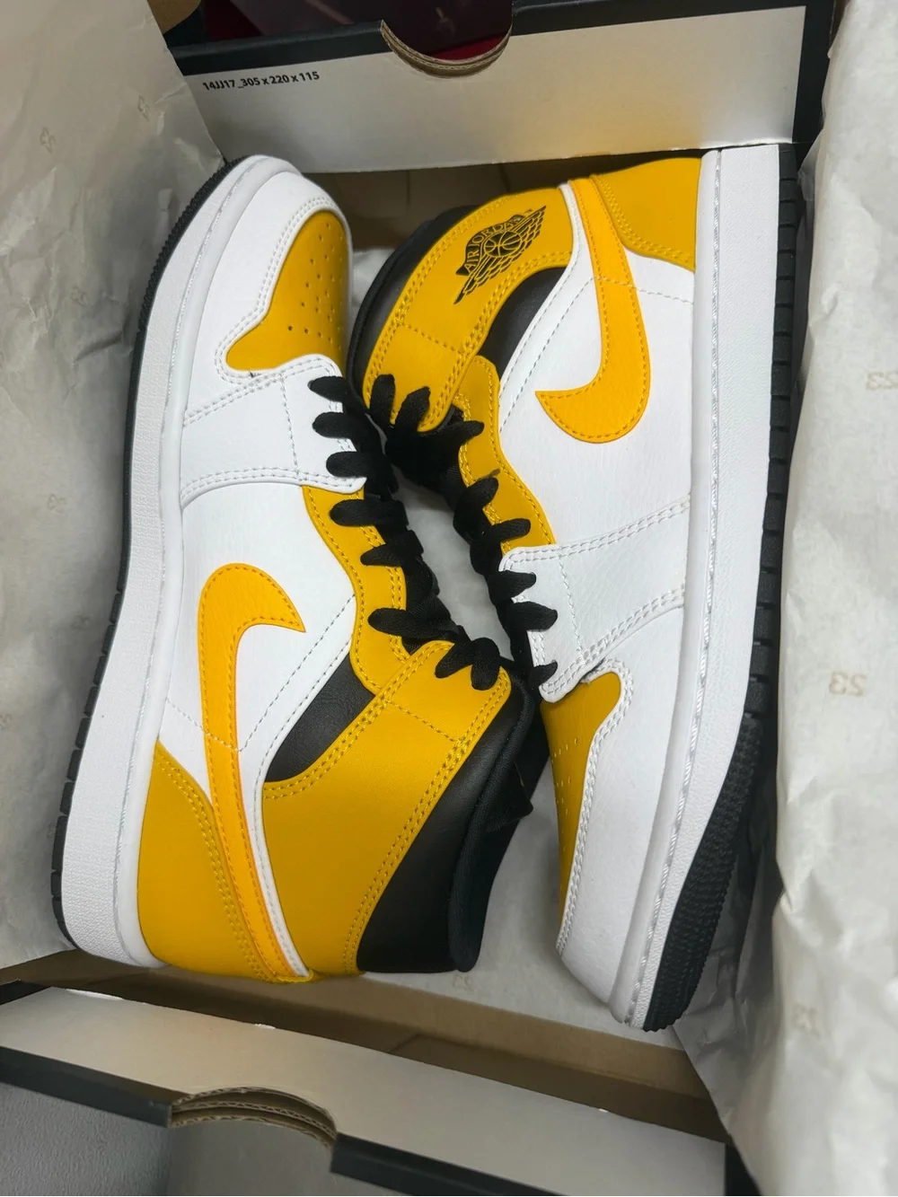 Nike Air Jordan 1 Mid - White/Gold/Black Box Label